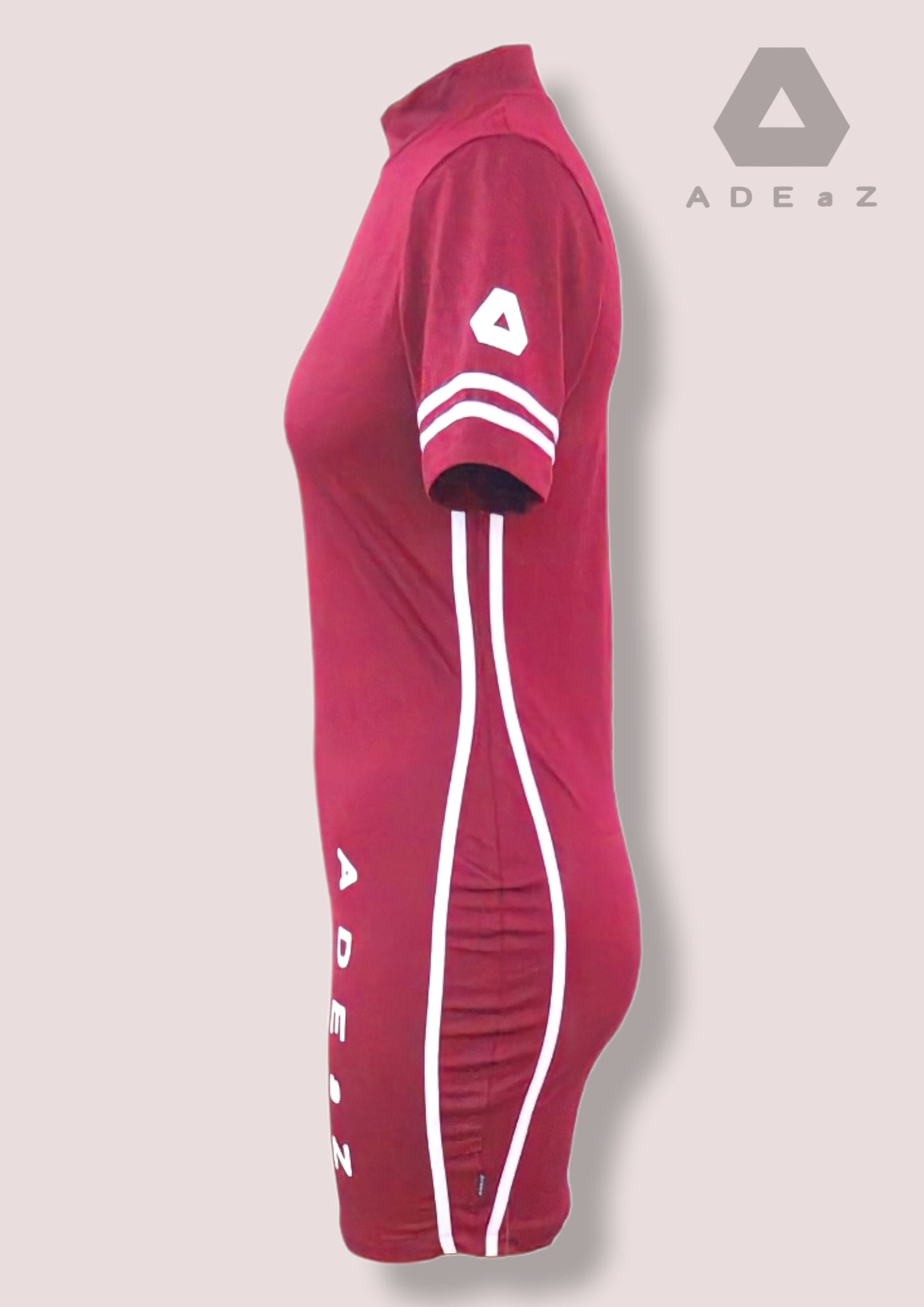 Elevate your style with this elegant short sleeve dress featuring a sophisticated high neckline. The dress boasts a modern design with its above-the-knee length and tailored fit, ideal for both casual and semi-formal occasions.