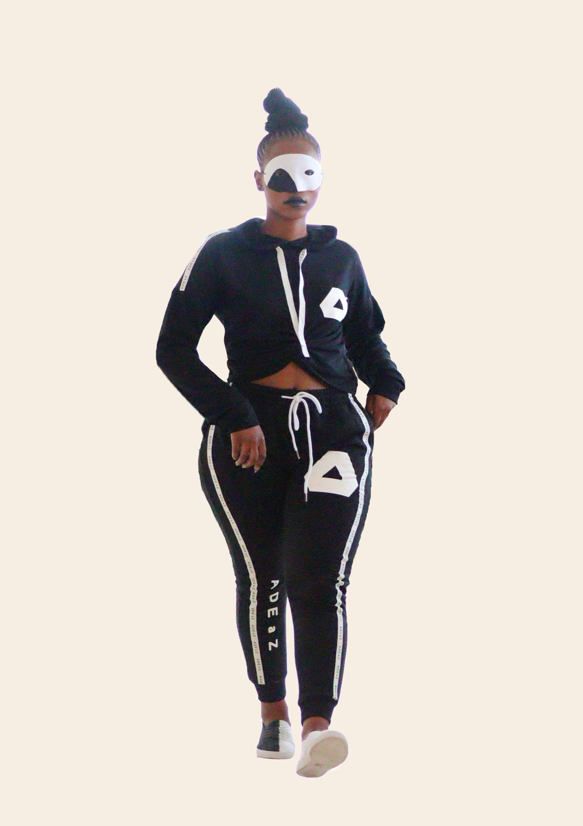 Ladies fashionable cropped hoodie